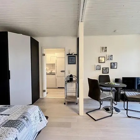 Sonnige Aussichten By Interhome * 施卢赫湖